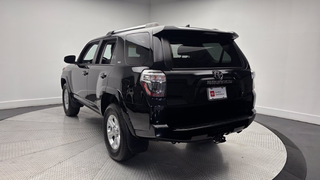 Used 2023 Toyota 4Runner SR5 Premium w/ Moonroof Package AWD/4WD image 35