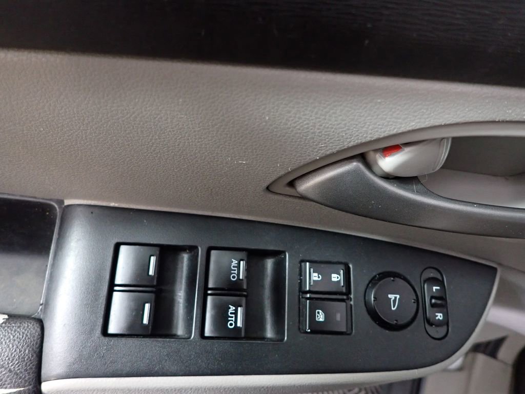 Used 2011 Honda Odyssey EX-L image 18