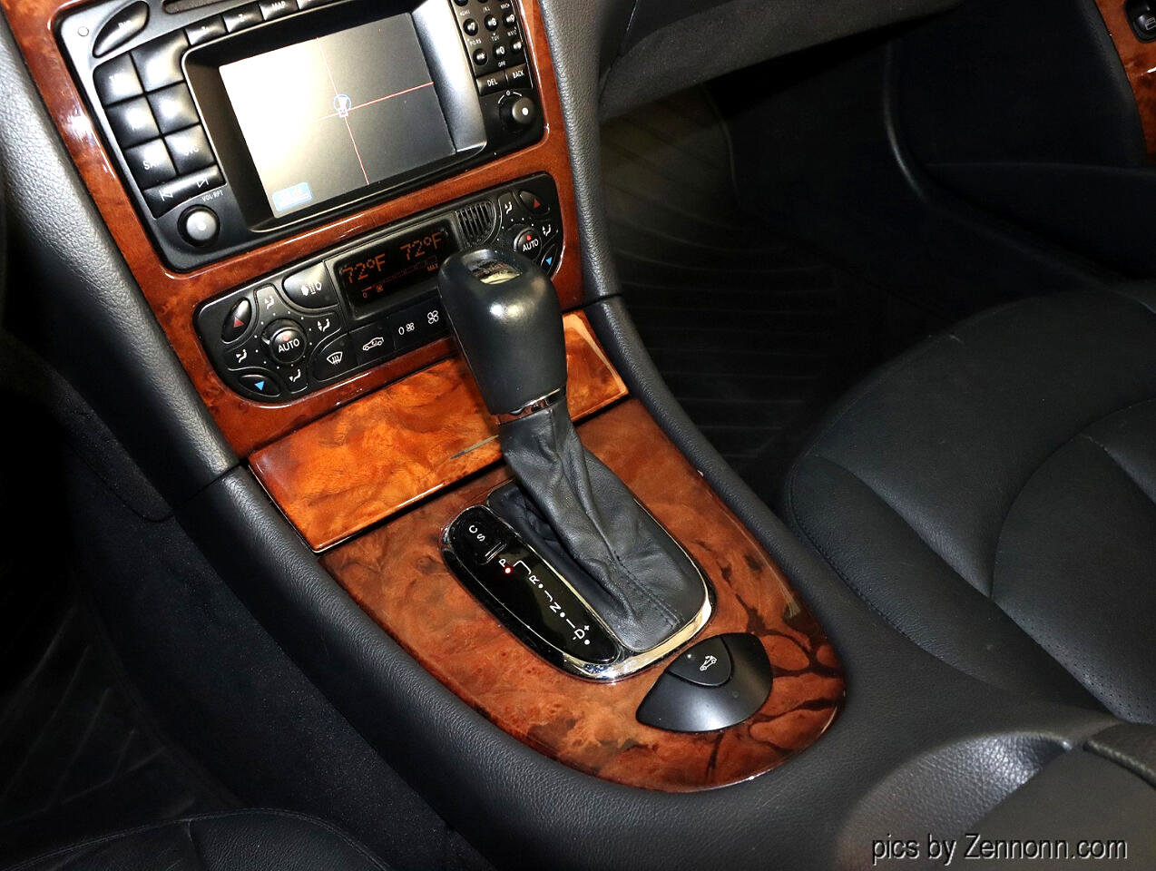 Used 2004 Mercedes-Benz CLK 500 Cabriolet image 24