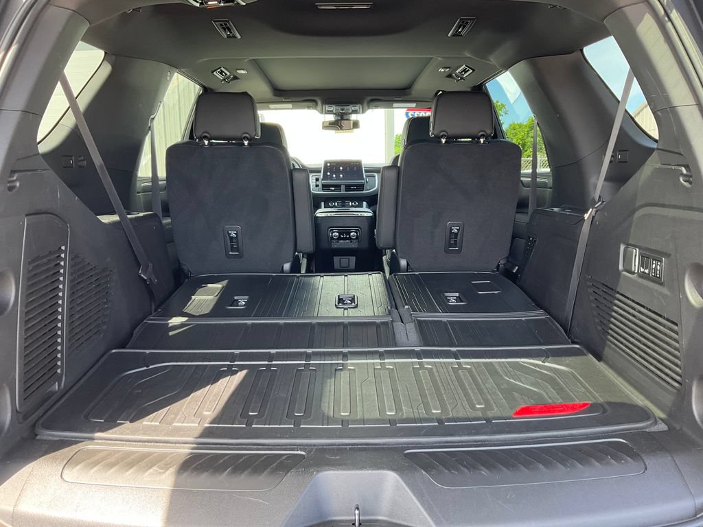 Used 2022 GMC Yukon SLT w/ SLT Premium Package AWD/4WD image 27