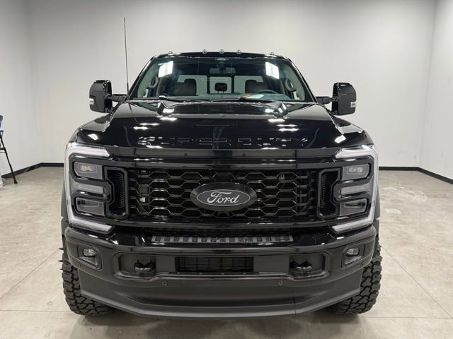 New 2026 Ford F450 Platinum w/ Platinum Plus Package AWD/4WD image 4