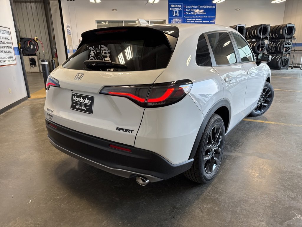 New 2025 Honda HR-V Sport image 5