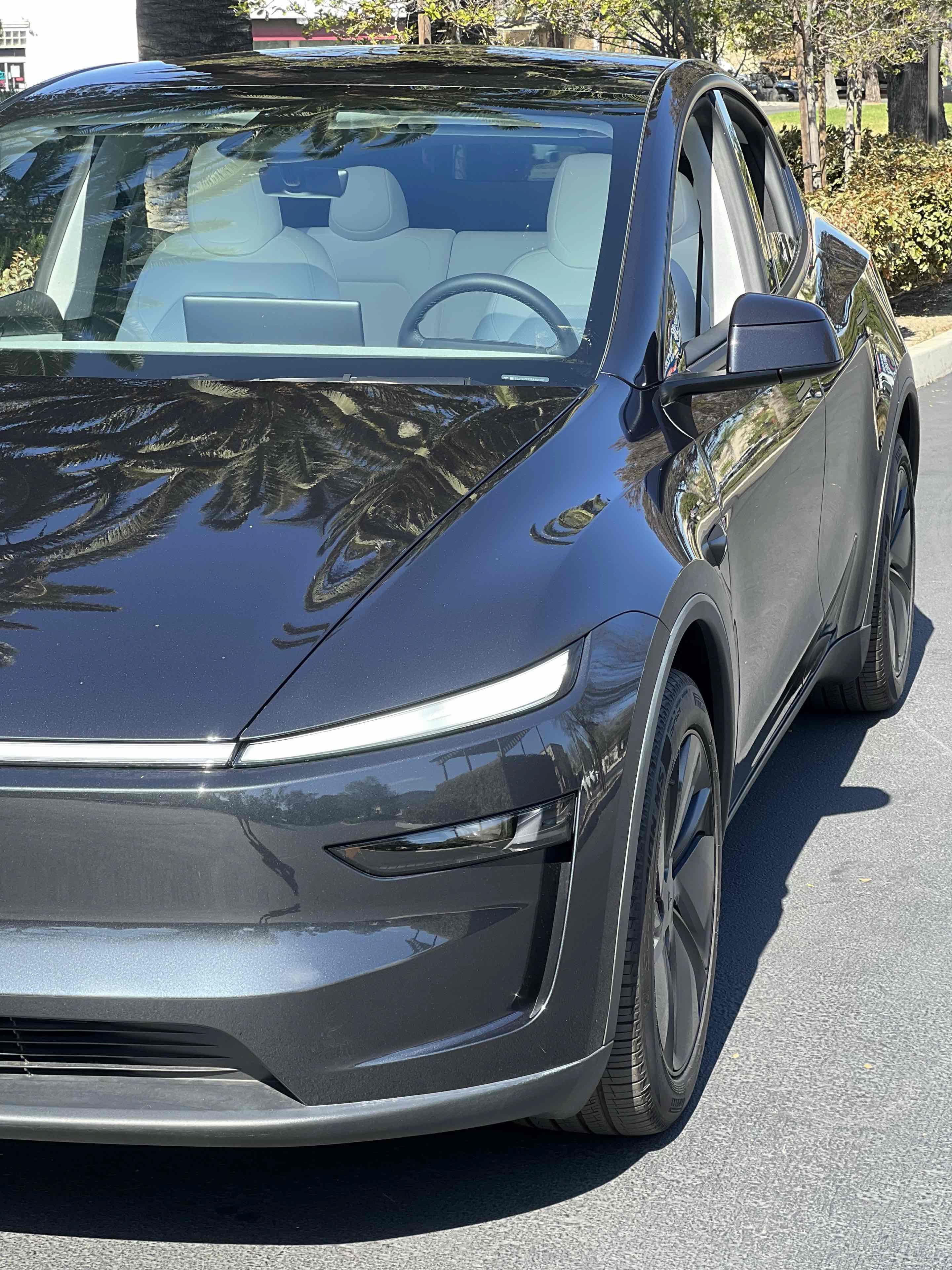 Used 2026 Tesla Model Y Long Range AWD/4WD image 25
