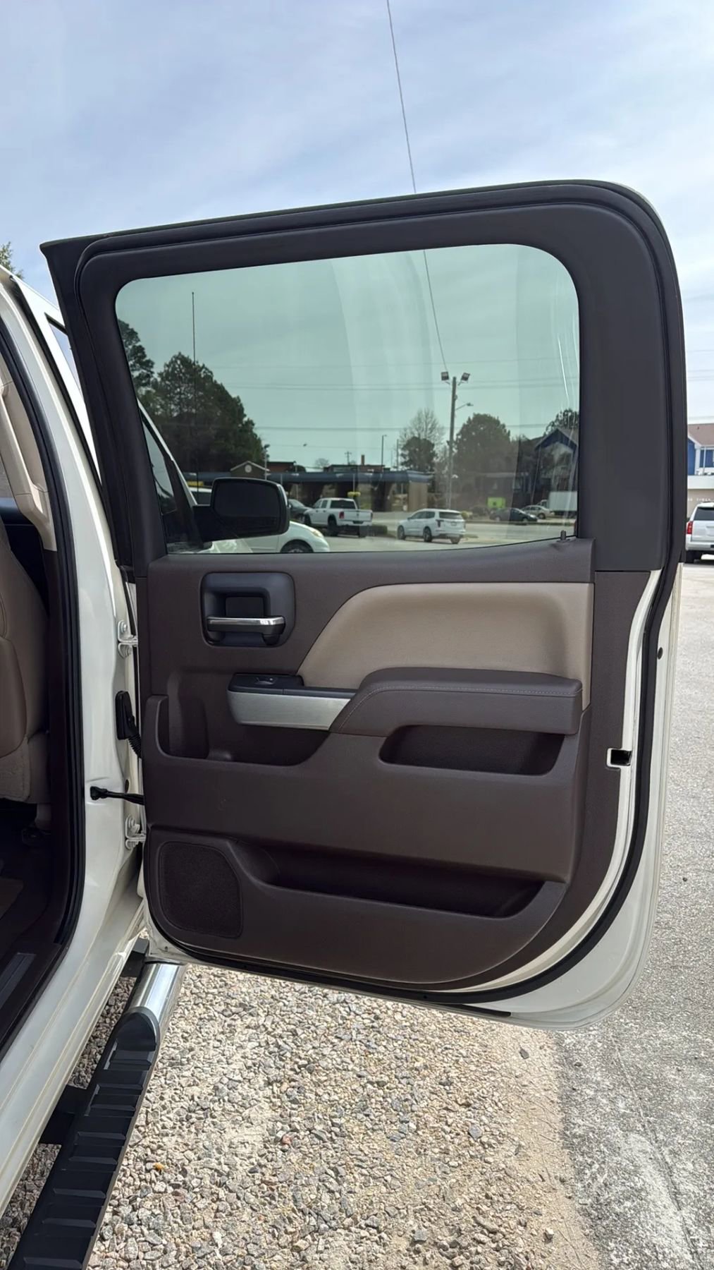 Used 2014 Chevrolet Silverado 1500 LTZ Z71 w/ Driver Alert Package AWD/4WD image 32