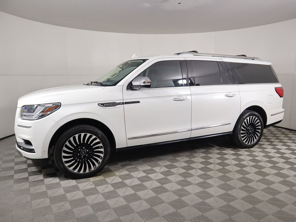 Used 2021 Lincoln Navigator L Black Label w/ Cargo Convenience Package image 8