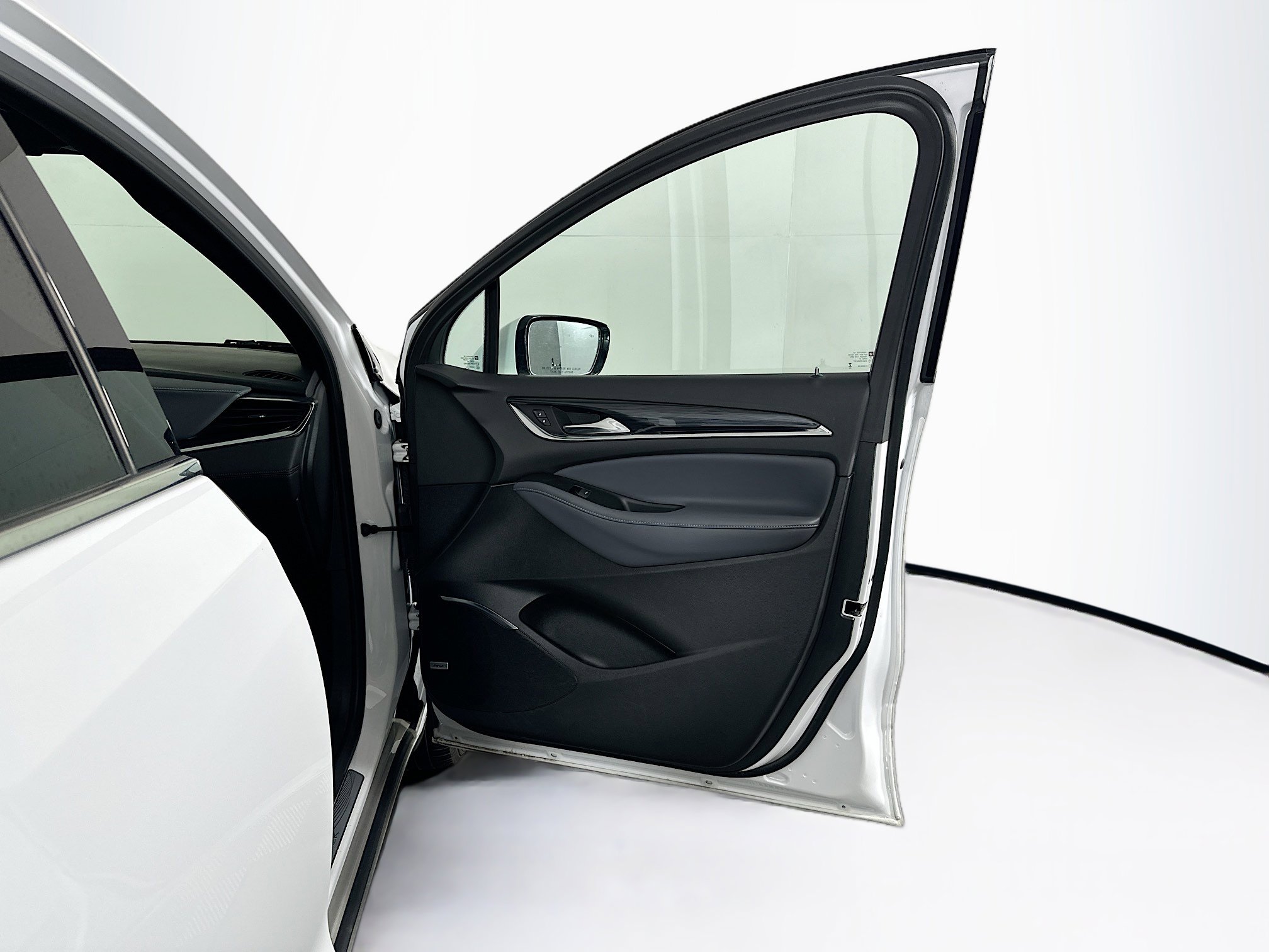 Used 2024 Buick Enclave Premium image 34