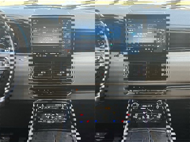 Used 2022 Lincoln Navigator Reserve image 17