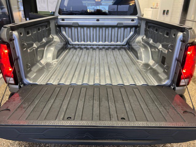 Used 2023 Chevrolet Colorado LT image 10