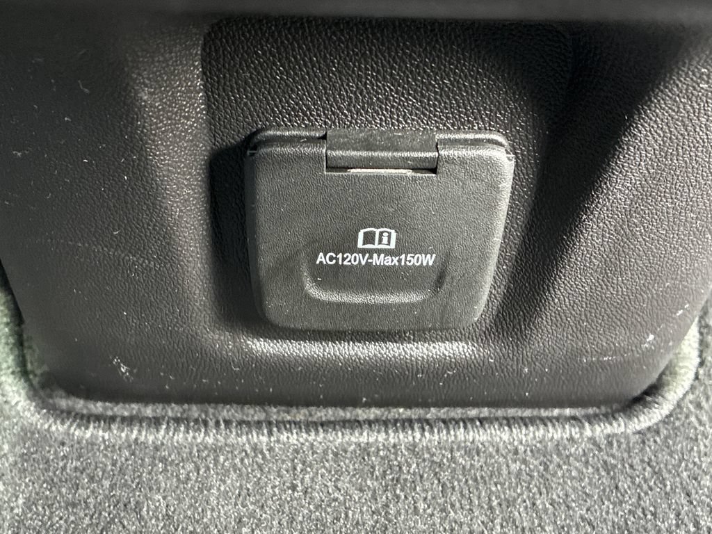 Used 2024 GMC Terrain SLT AWD/4WD image 31