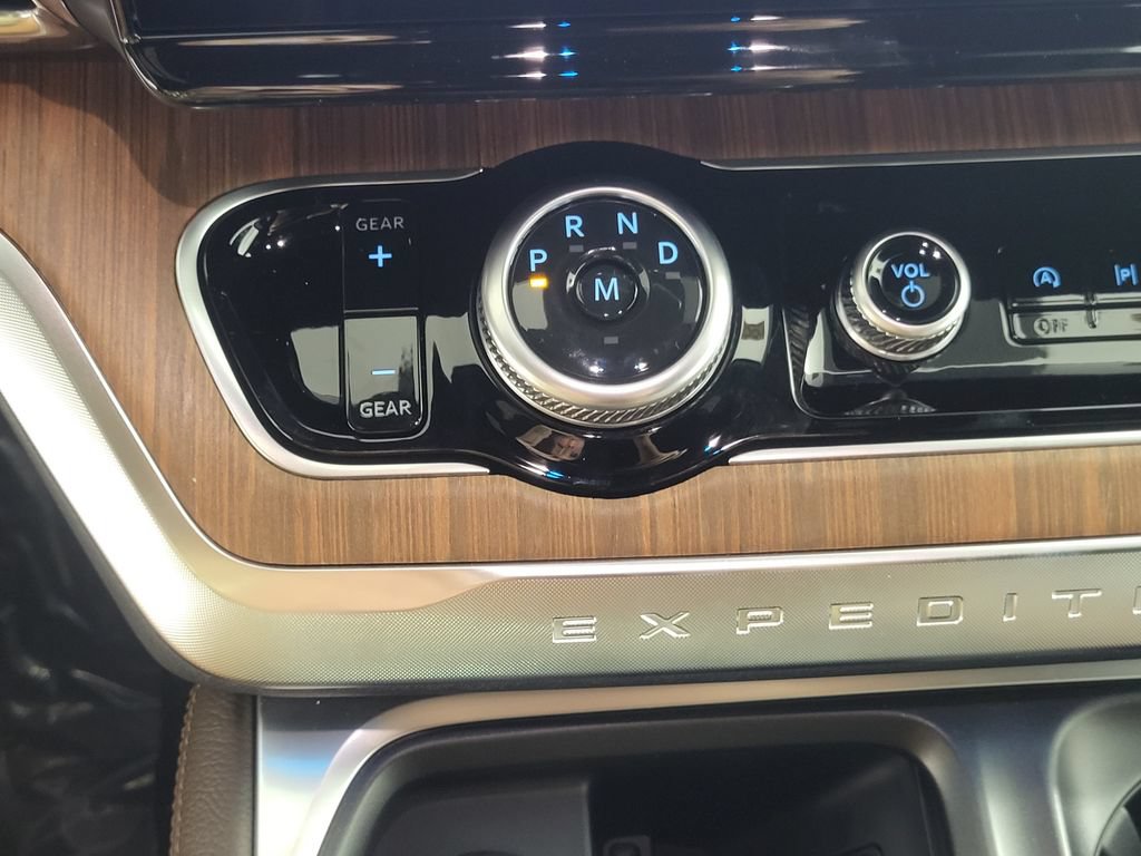 New 2027 Ford Expedition King Ranch AWD/4WD image 21