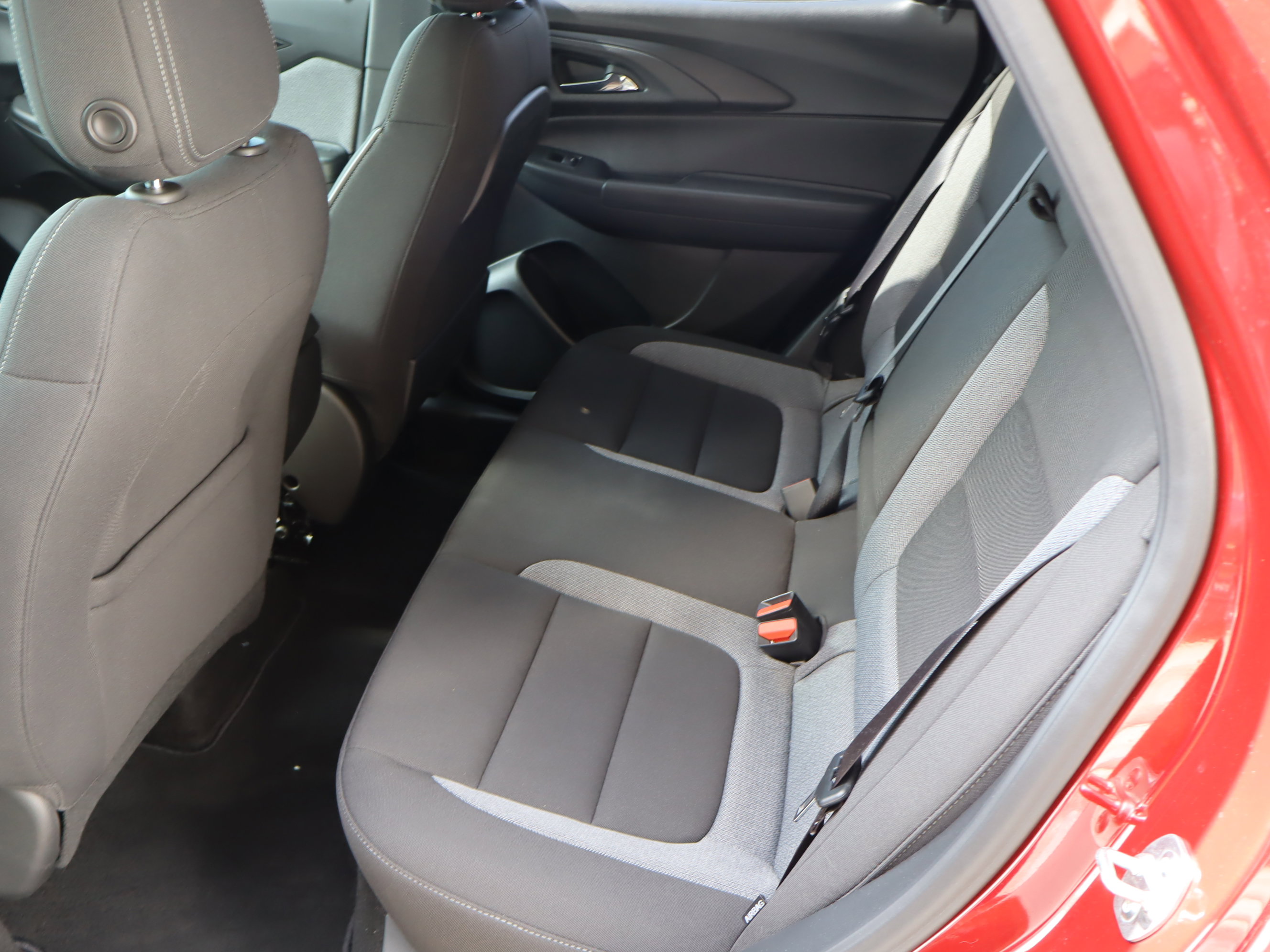 Certified 2025 Chevrolet TrailBlazer LT w/ Convenience Package image 31