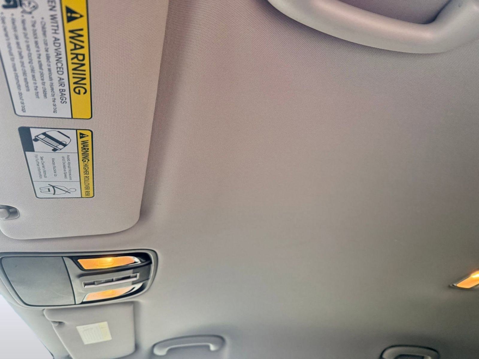 Used 2019 Kia Sorento LX V6 image 18