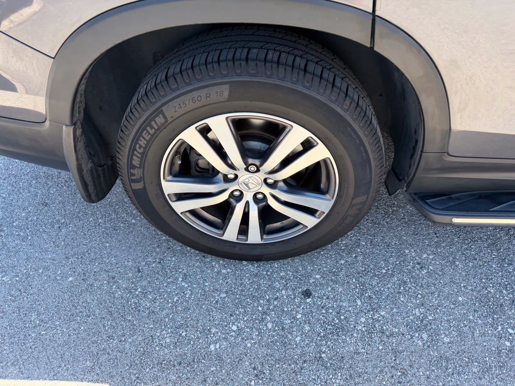 Used 2018 Honda Pilot EX image 5