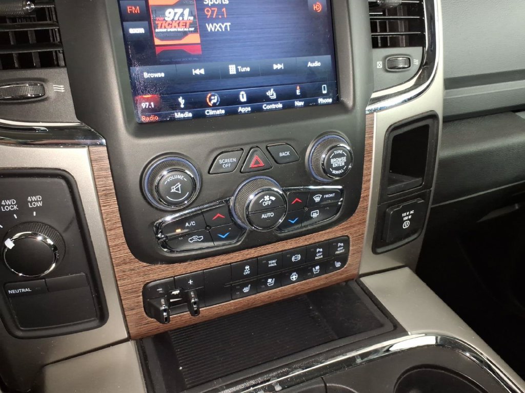 Used 2018 RAM 3500 Laramie AWD/4WD image 23