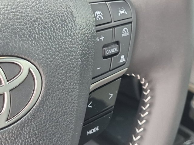 Certified 2026 Toyota Camry SE w/ Convenience Package FWD image 19