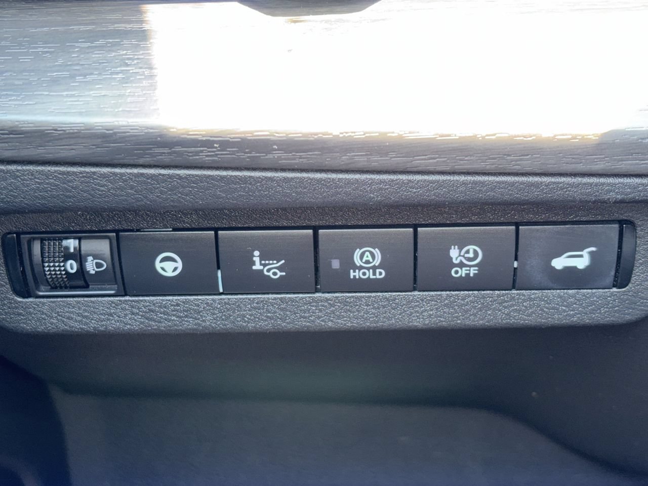 Certified 2024 Nissan Ariya AWD image 21