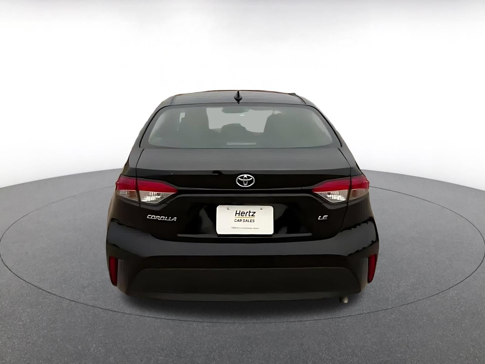 Used 2025 Toyota Corolla LE FWD image 12