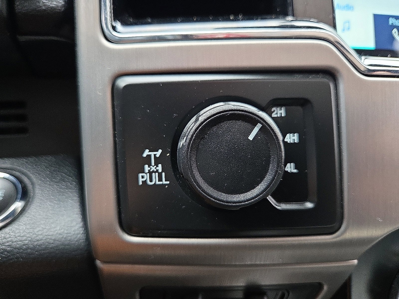 Used 2022 Ford F350 Platinum w/ Tremor Off-Road Package image 21