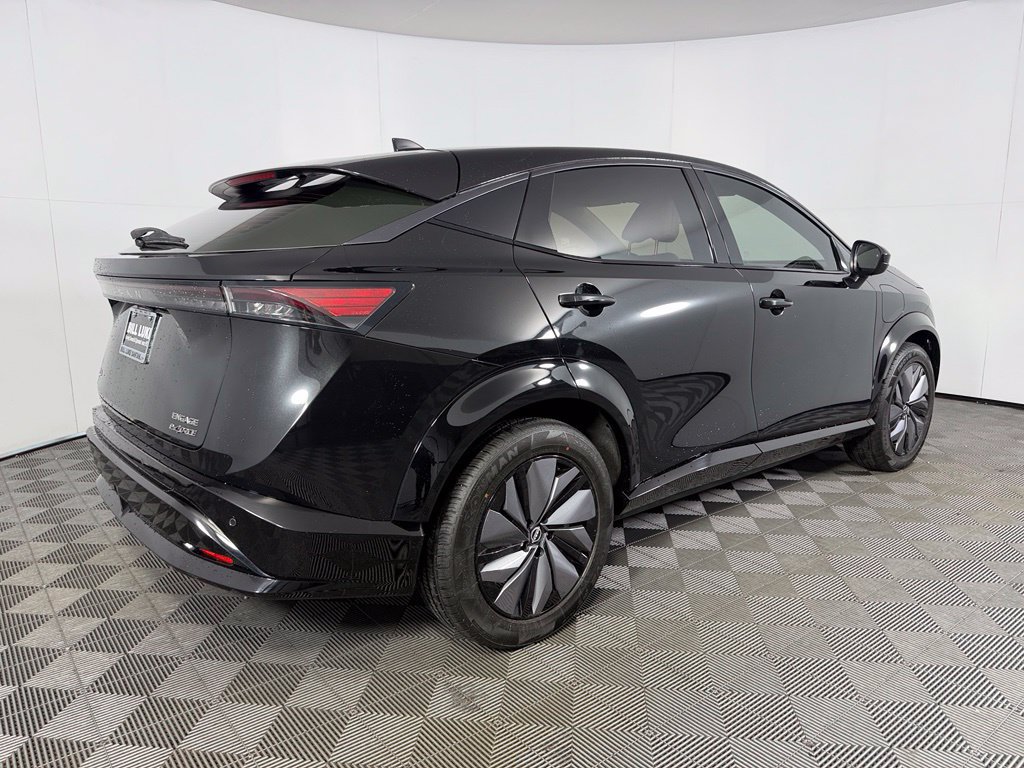 Used 2024 Nissan Ariya AWD image 7