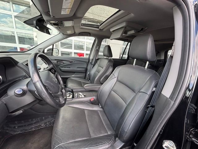 Used 2020 Honda Pilot Elite image 11