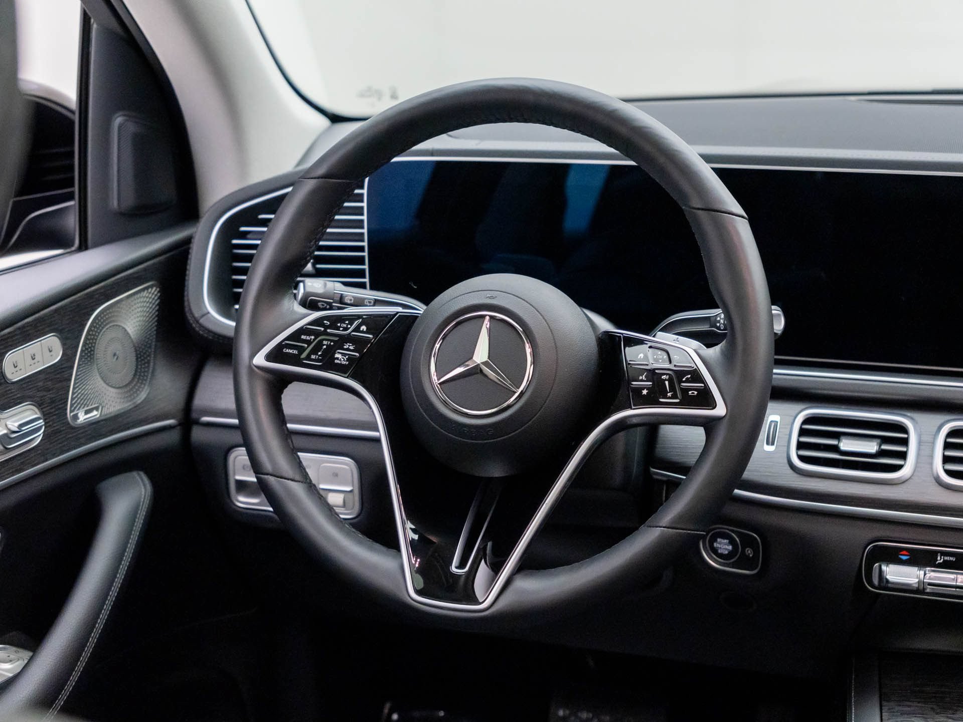 New 2026 Mercedes-Benz GLS 450 4MATIC image 10