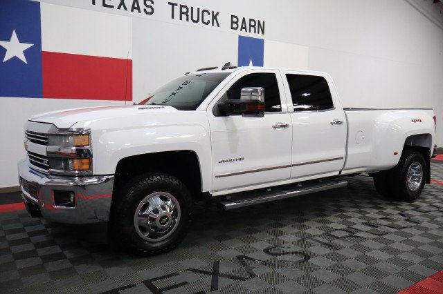 Used 2015 Chevrolet Silverado 3500 LTZ w/ Duramax Plus Package AWD/4WD image 2
