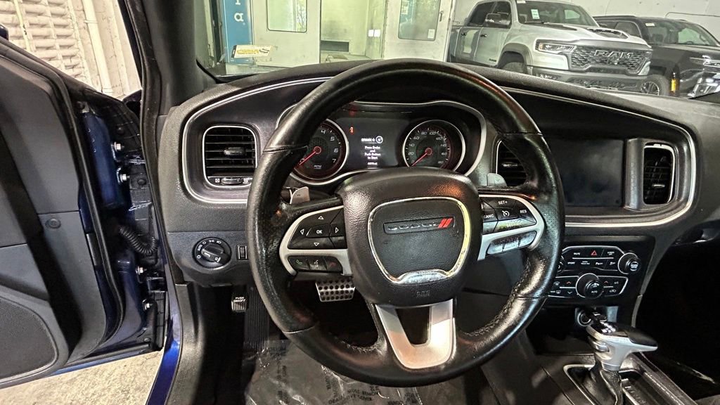 Used 2017 Dodge Charger R/T Scat Pack RWD image 42