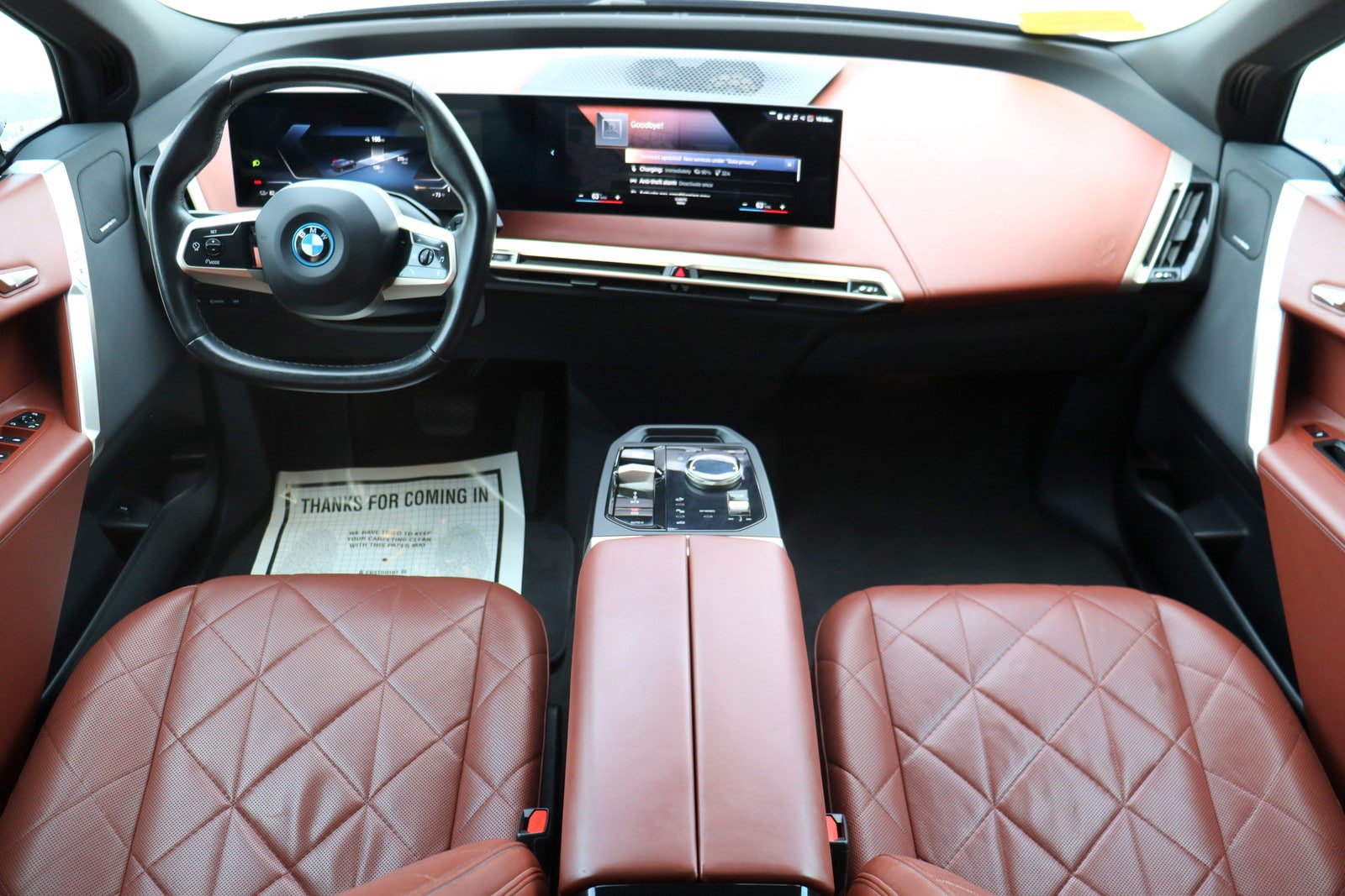 Used 2022 BMW iX xDrive50 w/ Premium Package AWD/4WD image 10