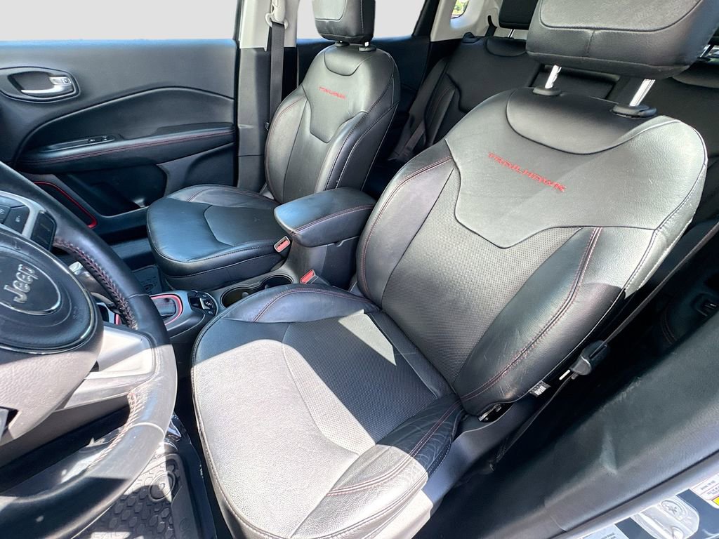 Used 2018 Jeep Compass Trailhawk w/ Leather Interior Group image 16