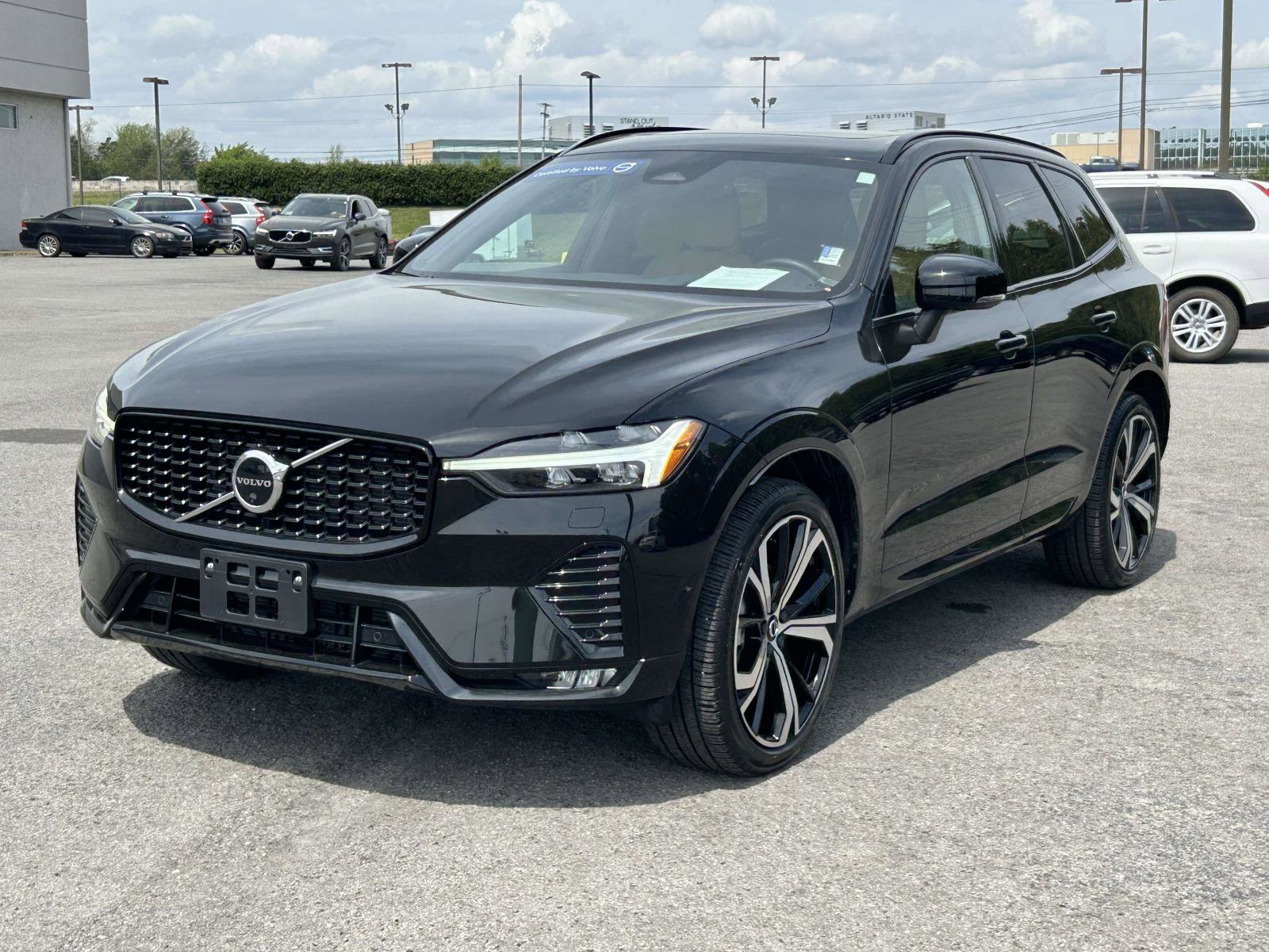 Certified 2023 Volvo XC60 B5 Ultimate image 7