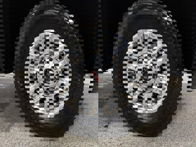 Used 2025 GMC Sierra 2500 SLE w/ SLE Value Package; image 15