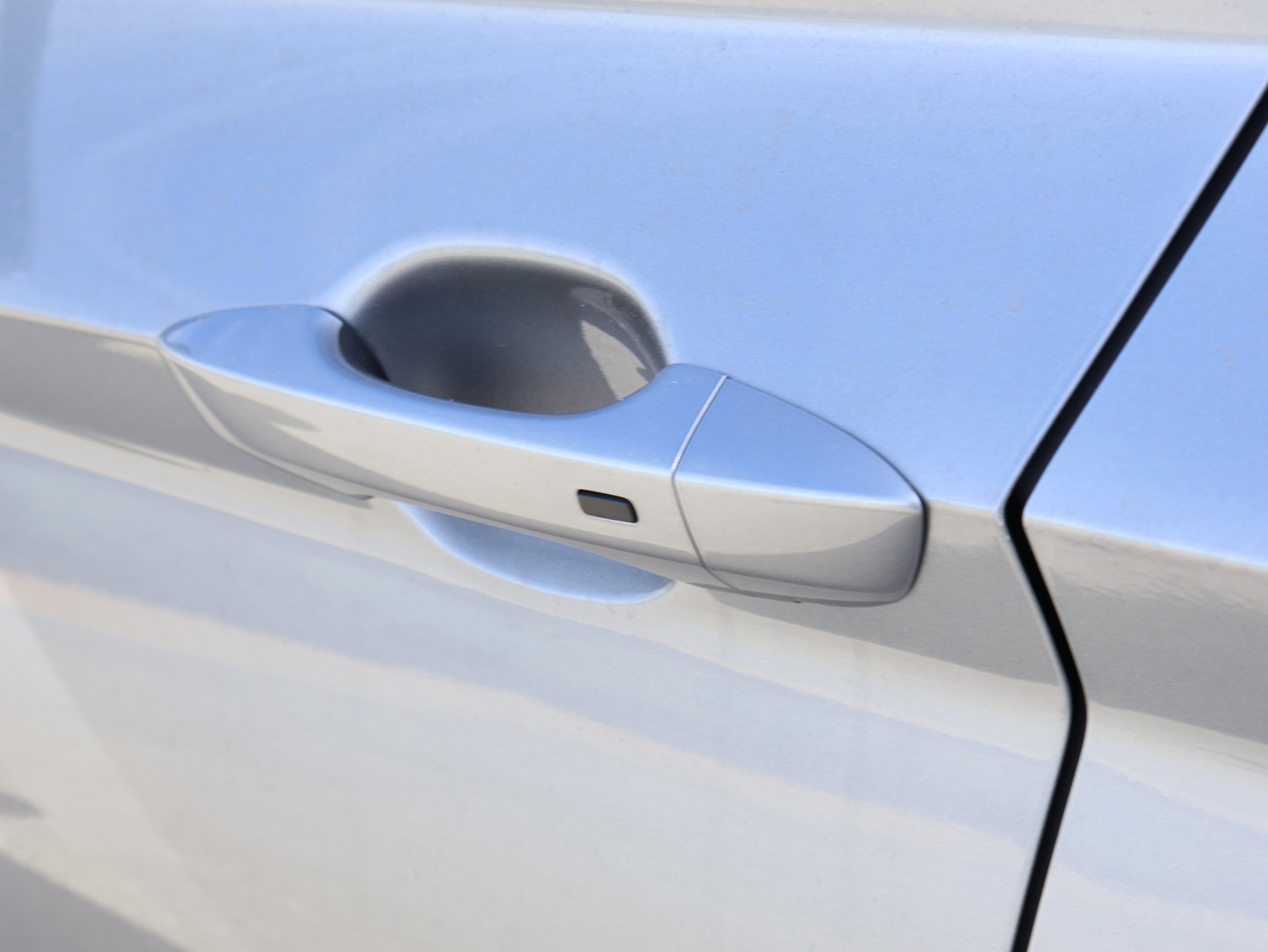 Used 2024 Volkswagen Jetta SE w/ Panoramic Sunroof Package image 19