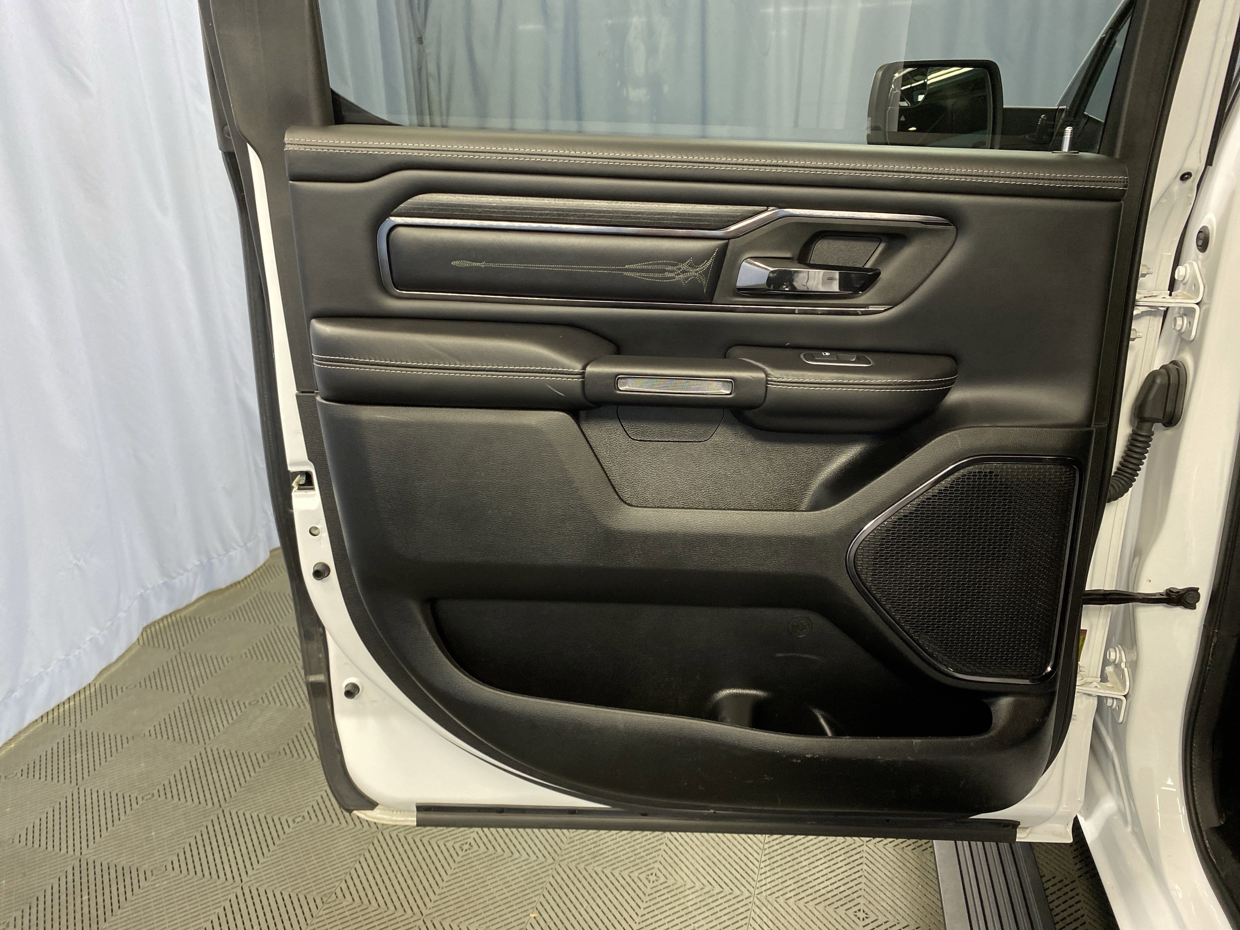 Certified 2023 RAM 1500 Limited w/ Body Color Bumper Group image 26