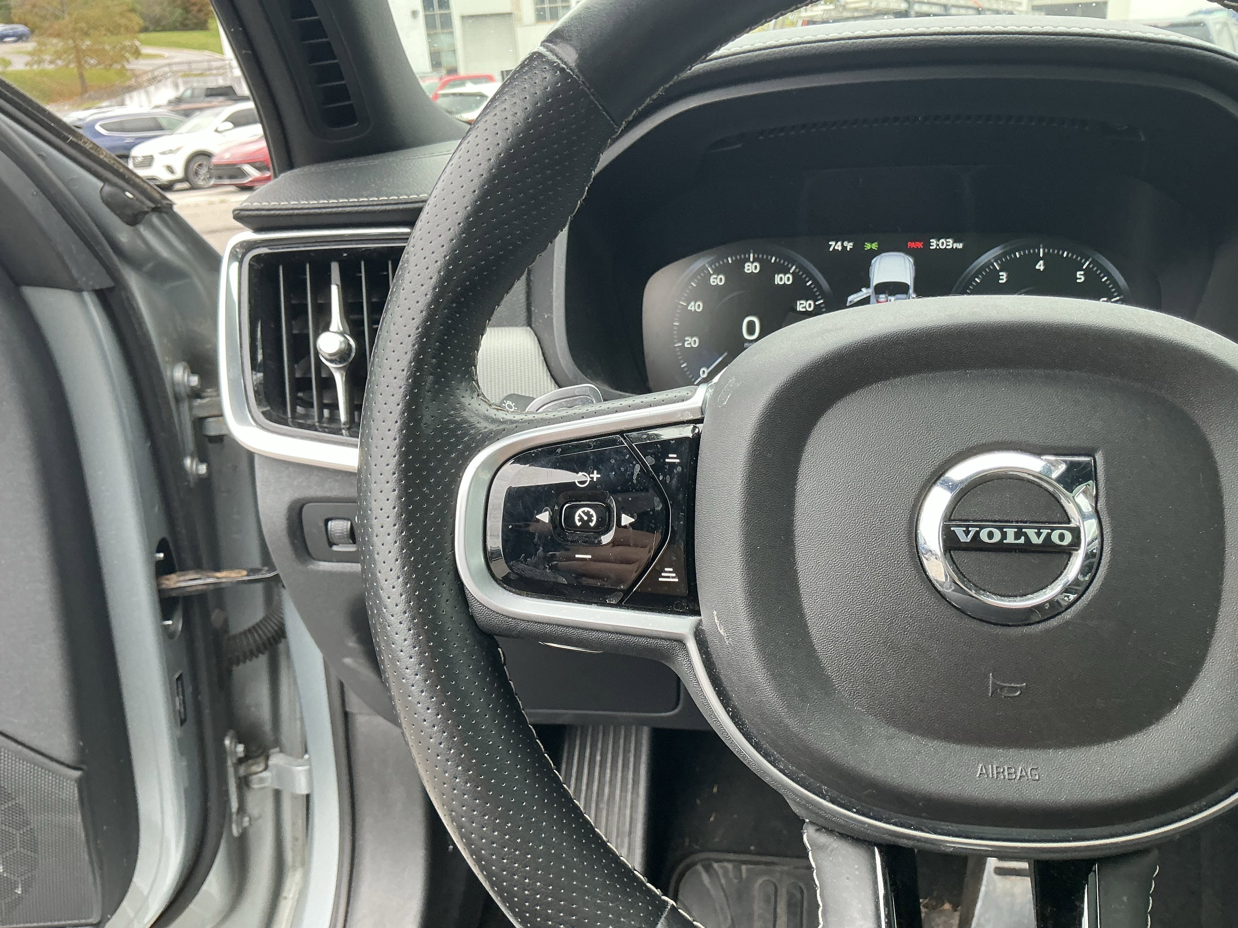 Used 2019 Volvo V90 T5 R-Design w/ Advanced Package image 18