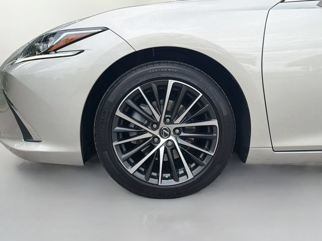 Used 2022 Lexus ES 300h w/ Premium Package FWD image 42