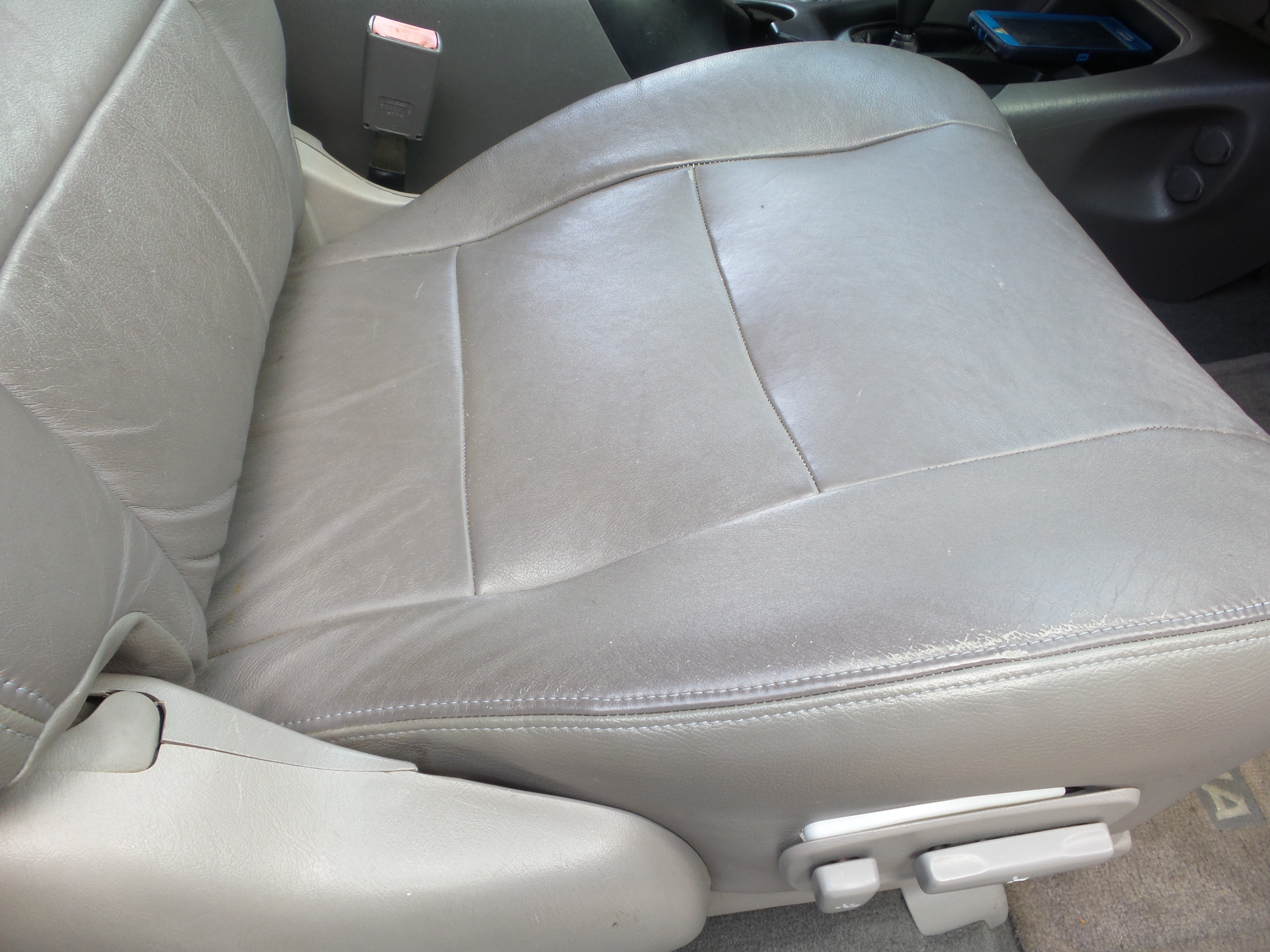 Used 2001 Toyota Sequoia SR5 AWD/4WD image 70