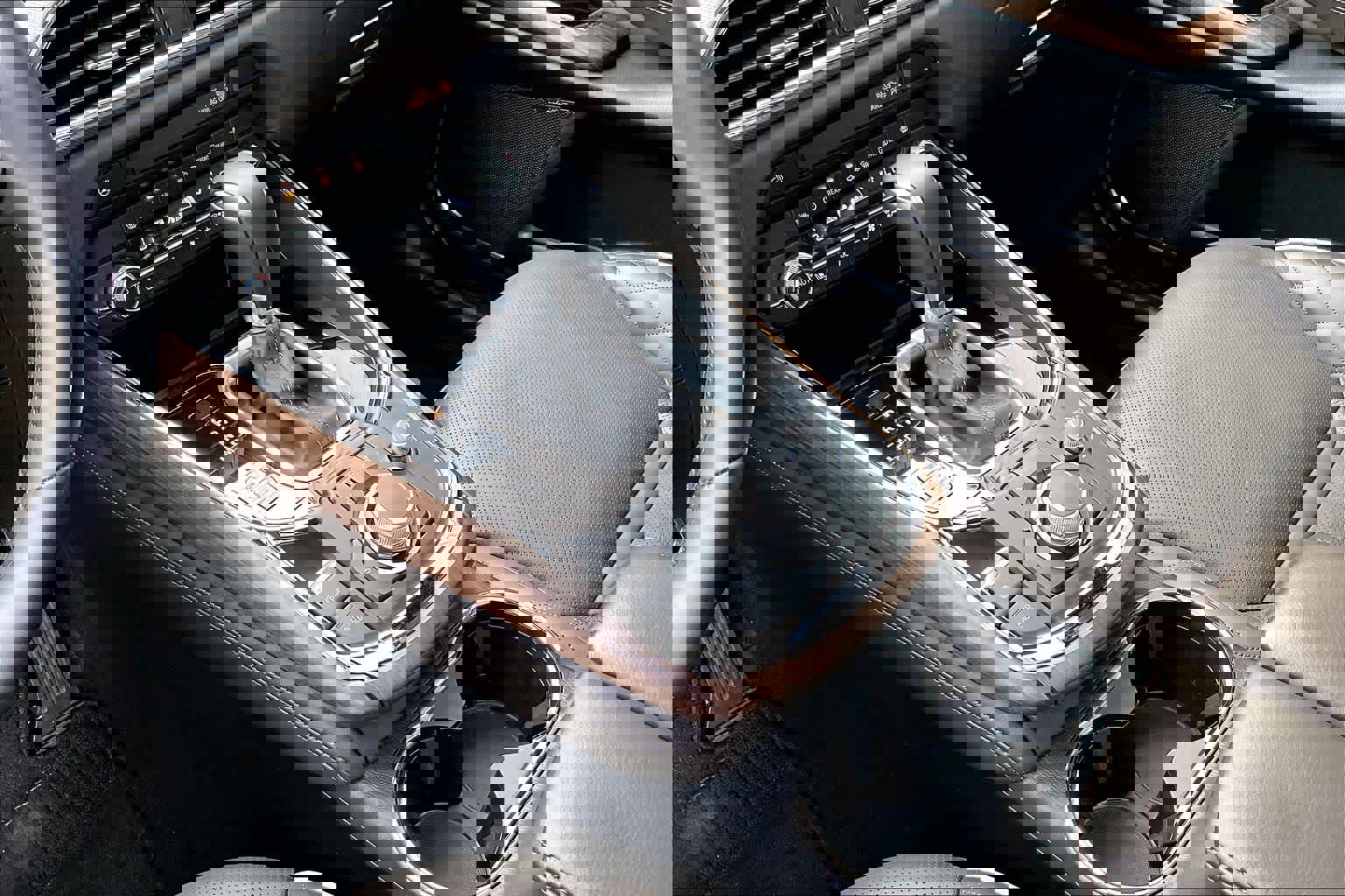 Used 2021 MAZDA CX-9 Signature image 19