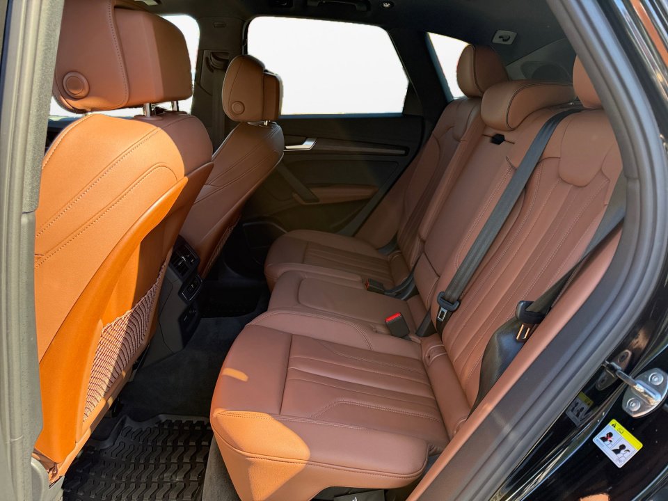 Used 2025 Audi Q5 2.0T Premium Plus w/ Premium Plus Package image 13