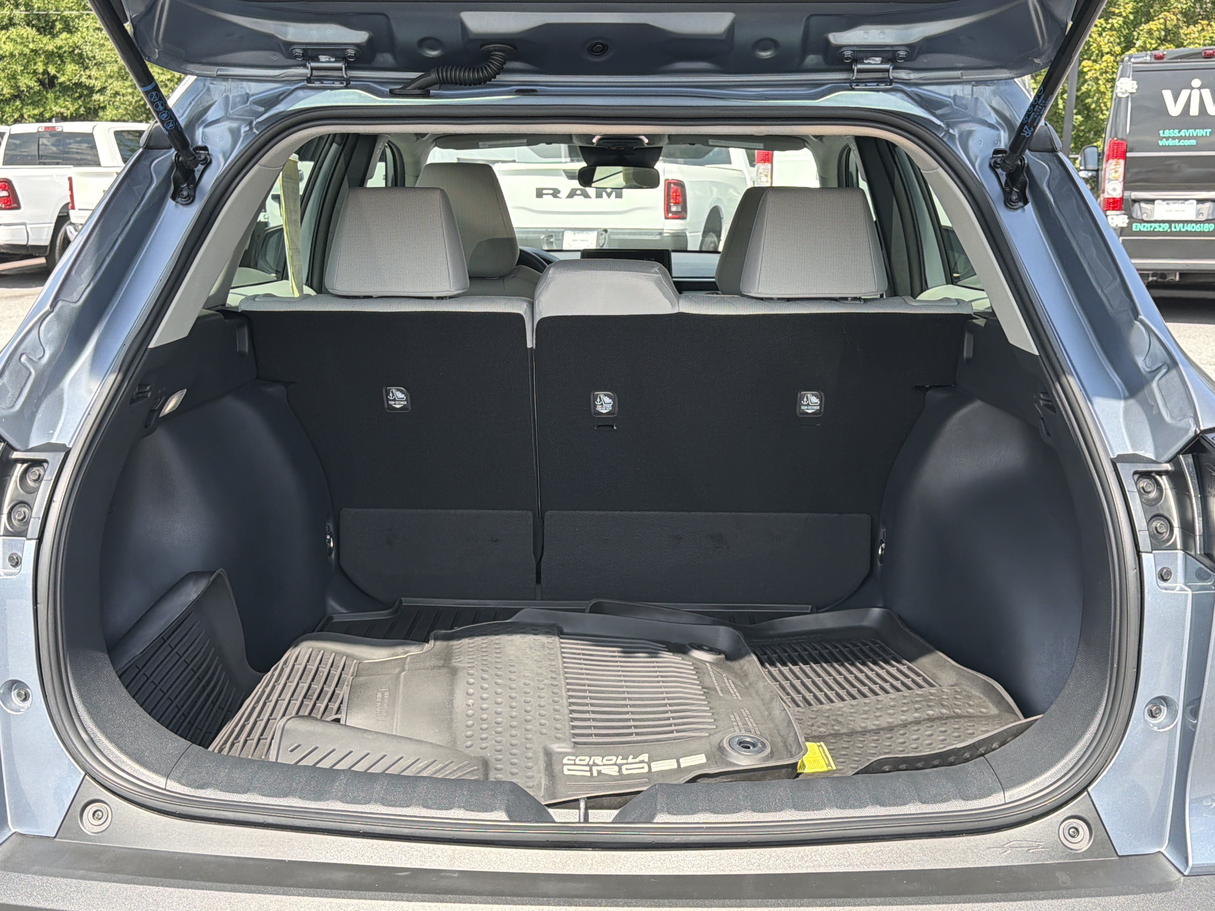 Used 2025 Toyota Corolla Cross L FWD image 22
