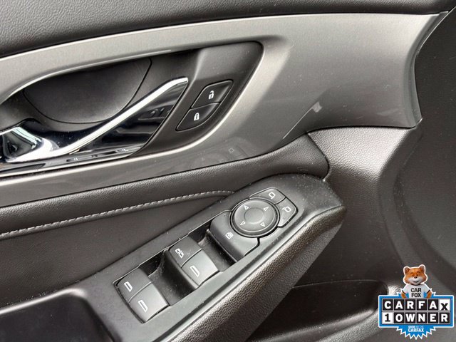 Used 2023 Chevrolet Traverse LT FWD image 27