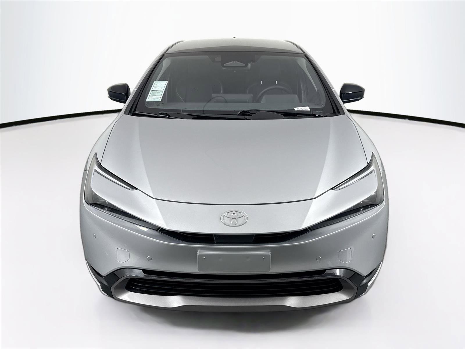 Used 2024 Toyota Prius Limited w/ Limited Premium Package image 9