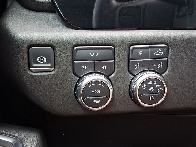 Used 2025 GMC Sierra 1500 SLT AWD/4WD image 25