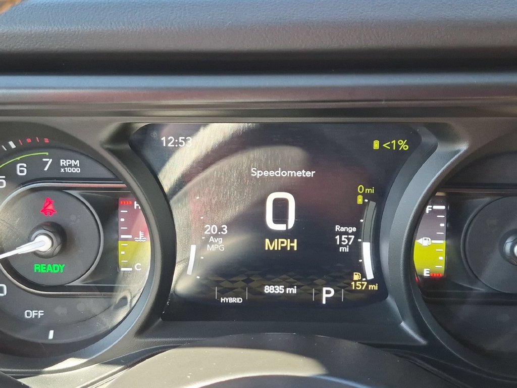 Used 2024 Jeep Wrangler Unlimited Sahara AWD/4WD image 12