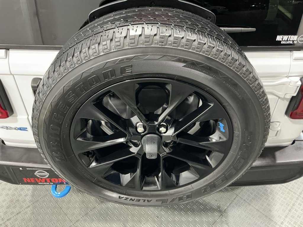 Used 2022 Jeep Wrangler Unlimited Sahara w/ Cold Weather Group image 57