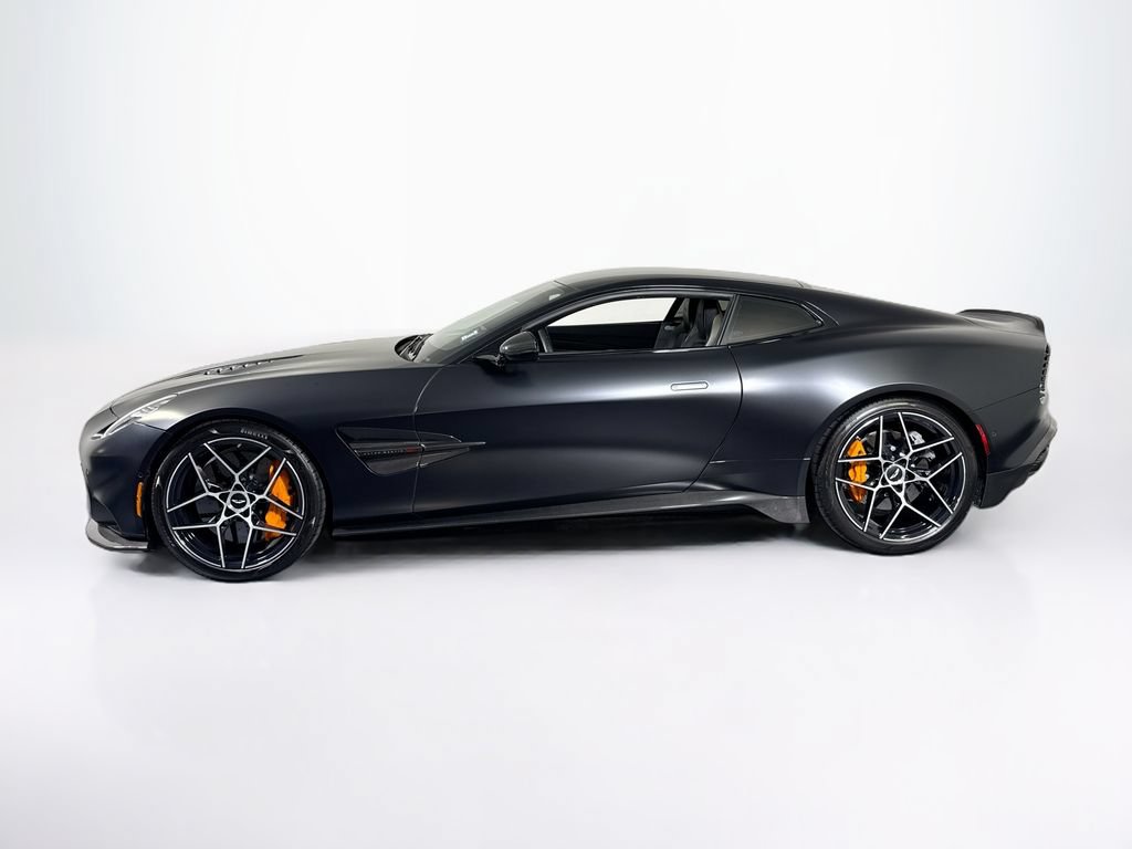 Used 2025 Aston Martin Vanquish RWD image 2