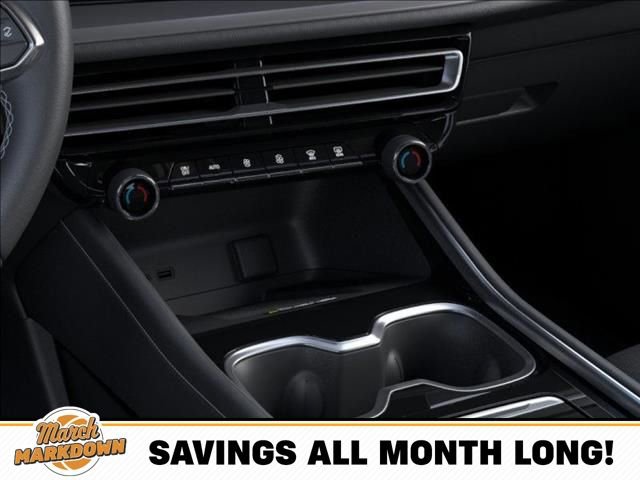 New 2025 Chevrolet Traverse LT w/ LPO, Floor Liner Package image 23