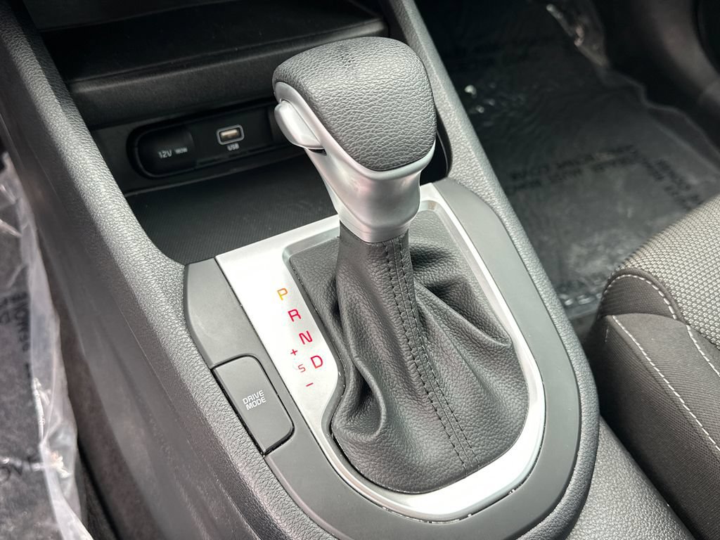 Certified 2024 Kia Forte LXS FWD image 30