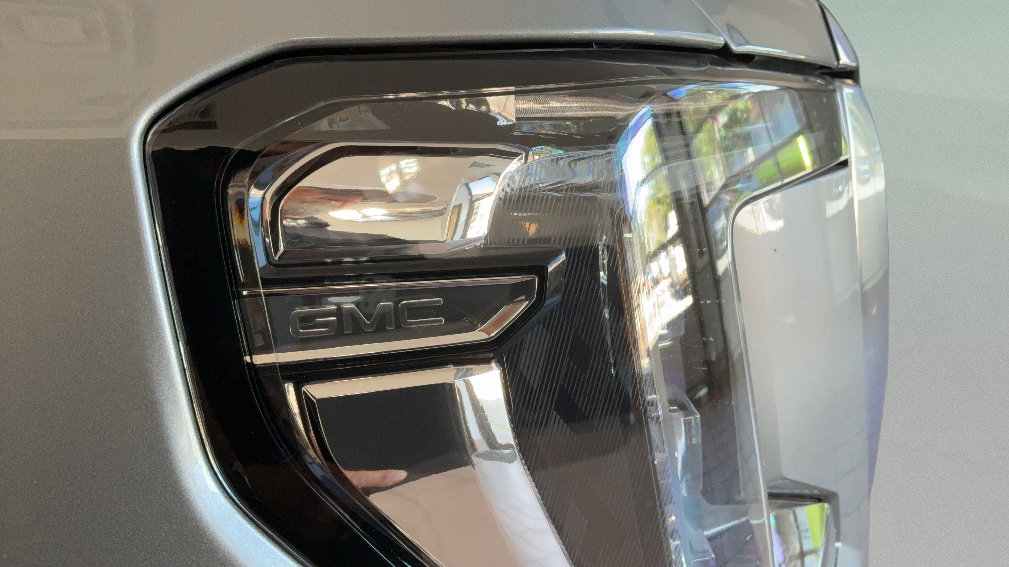 Used 2024 GMC Yukon Denali w/ Advanced Technology Package AWD/4WD image 55