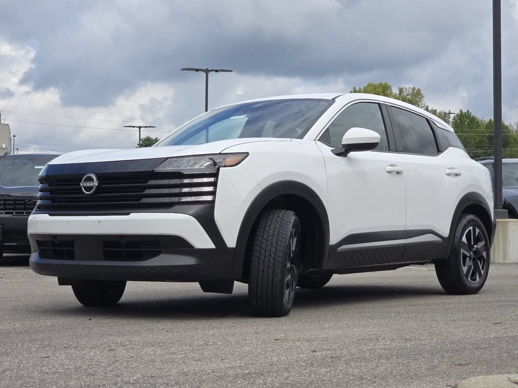 Used 2025 Nissan Kicks SV AWD/4WD image 11