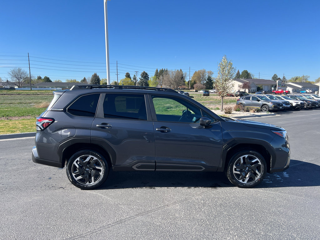 Certified 2025 Subaru Forester Limited image 40